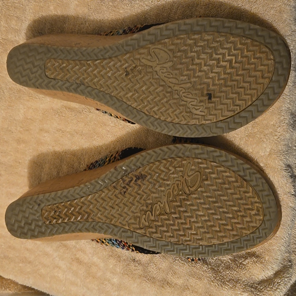 Sandal - Picture 2 of 2